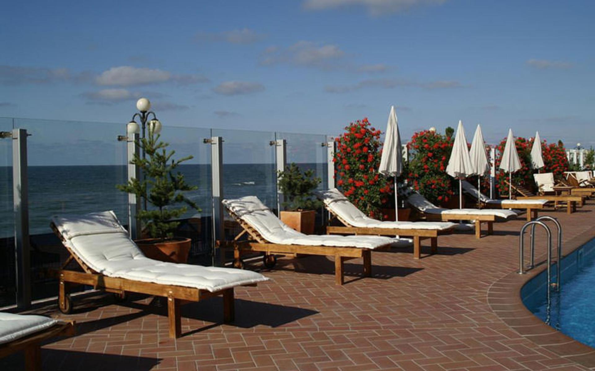 هتل گرند پالاس (Hotel Grand Palace)