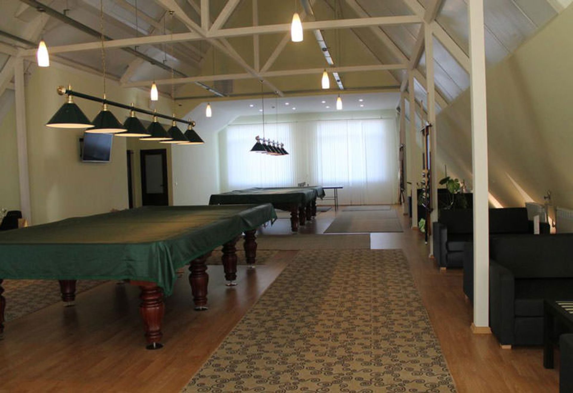 هتل سورنی زاموک (Severny Zamok Hotel)