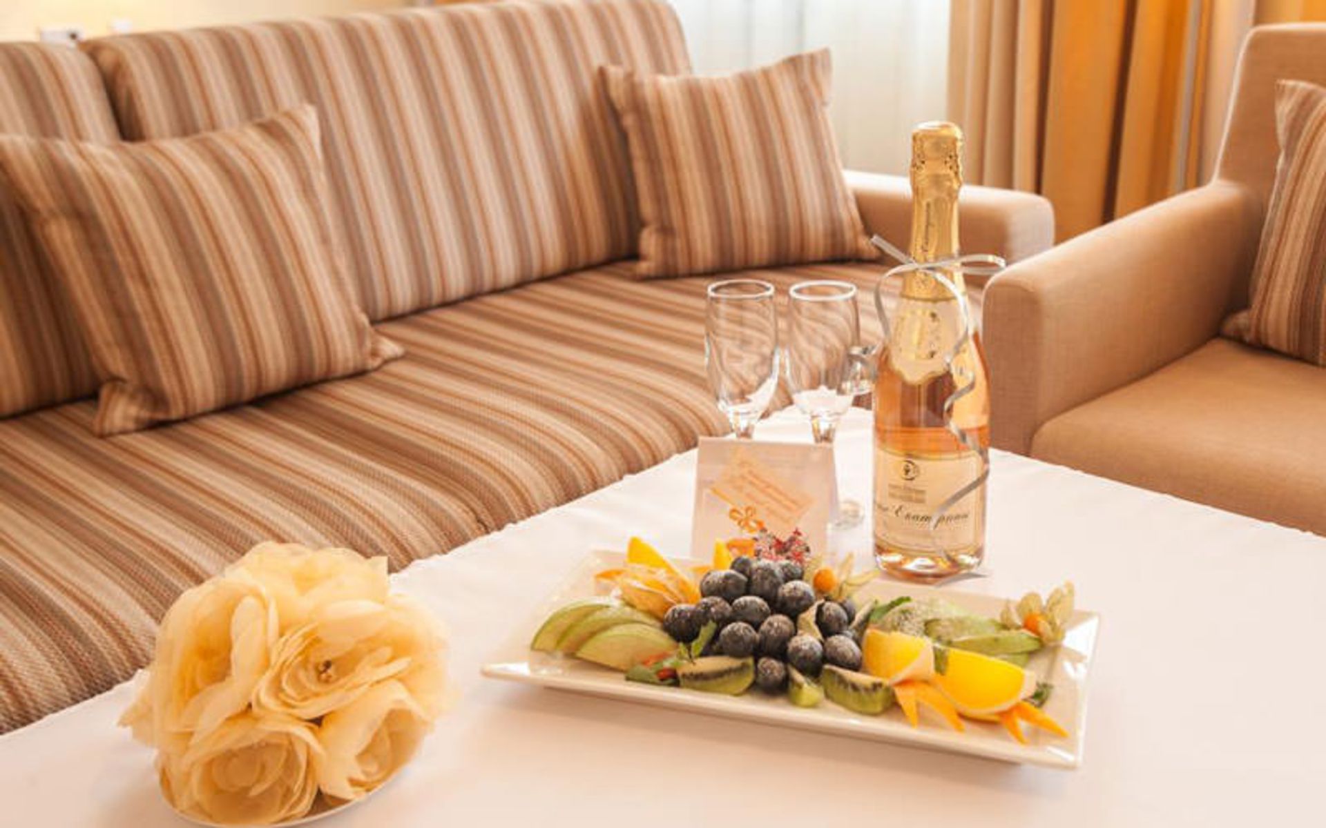 هتل موسکوسکایا گورکا (Moskovskaya gorka by USTA Hotels)
