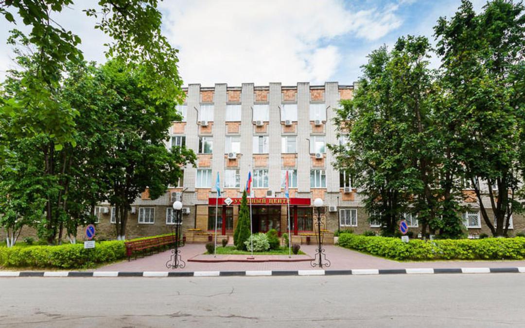 هتل پروفسویوزنایا (Profsoyuznaya Hotel)