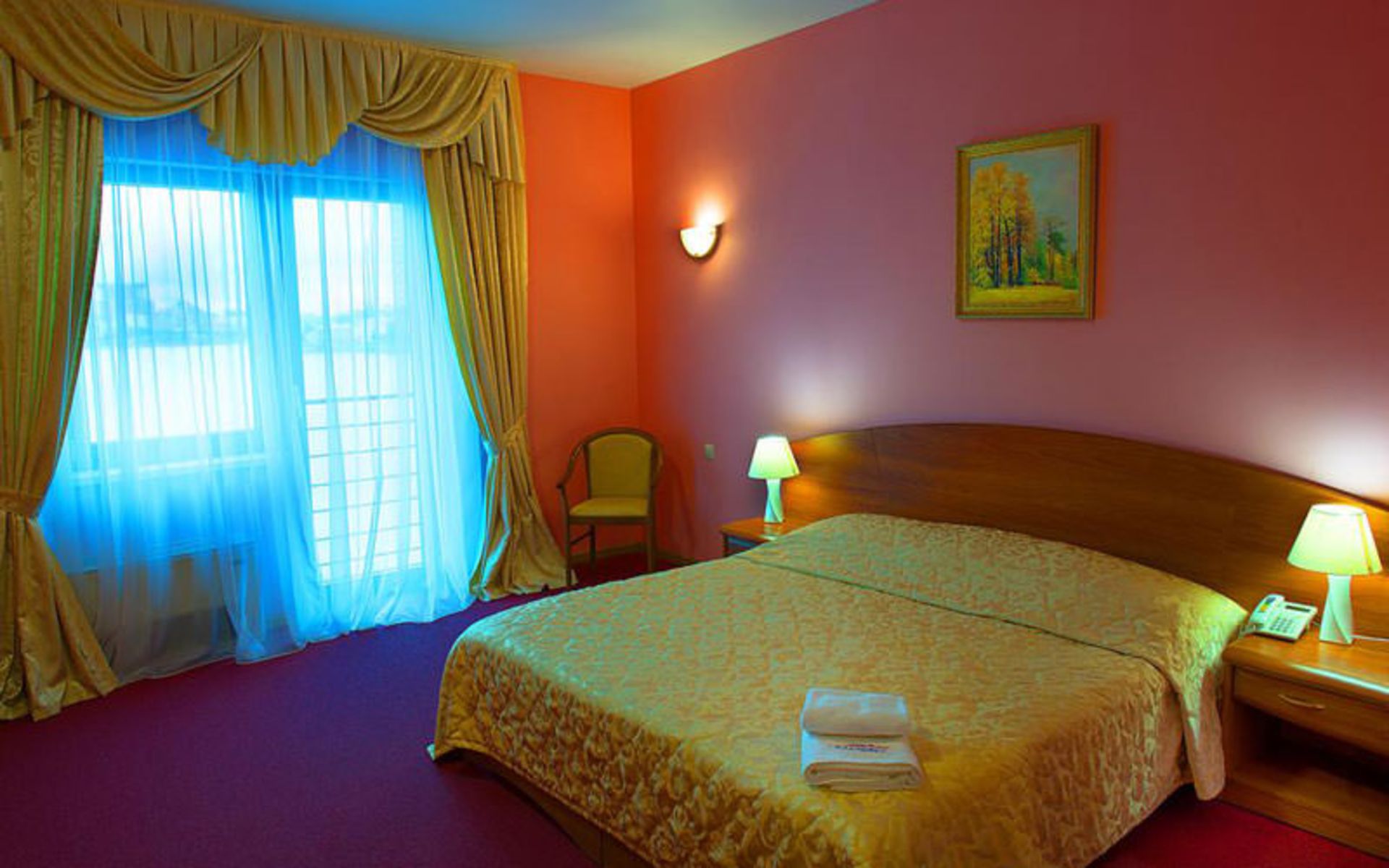 هتل دیوز (Divs Hotel)
