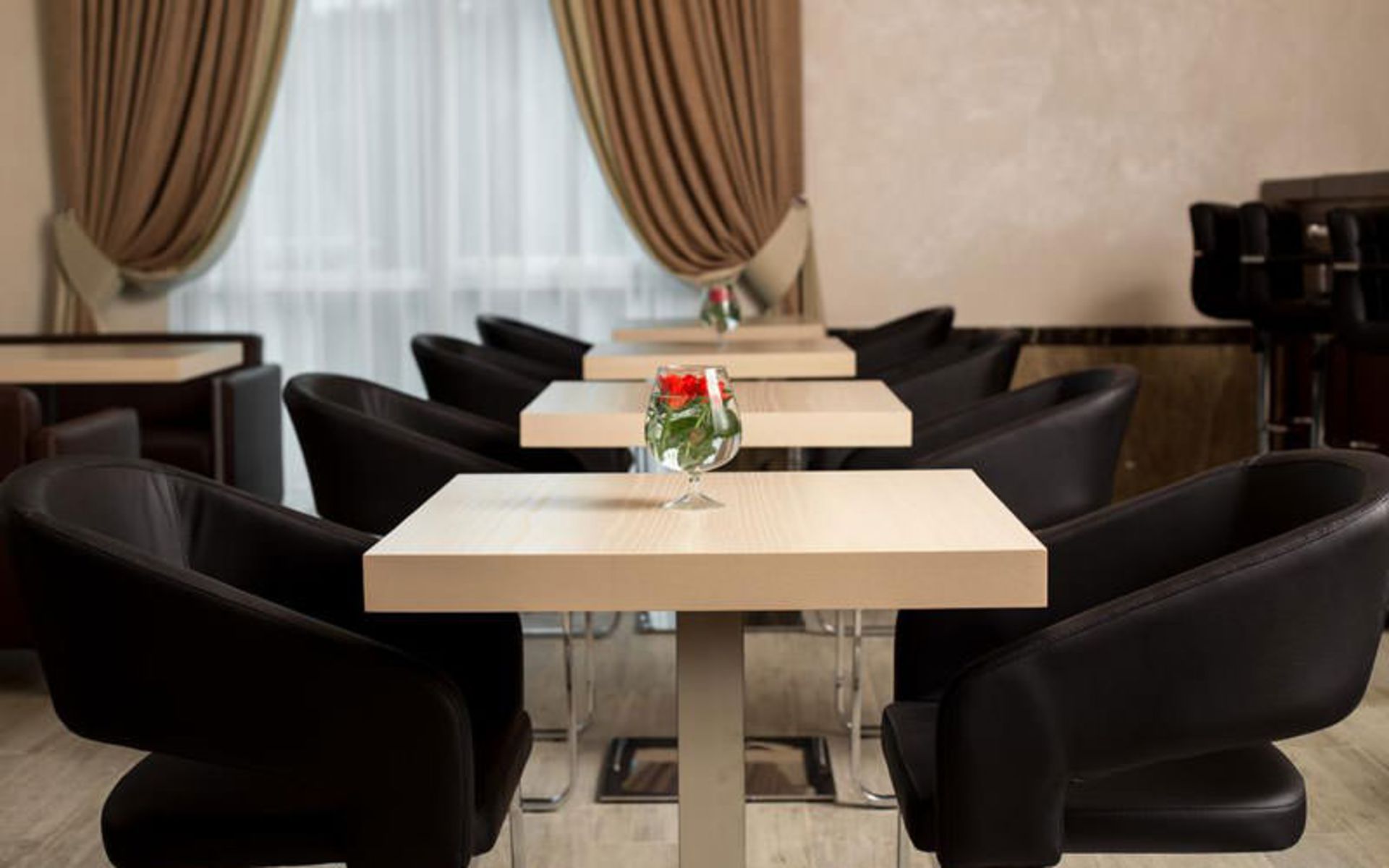 هتل دونسکایا روسچا پارک (Donskaya Roscha Park Hotel)