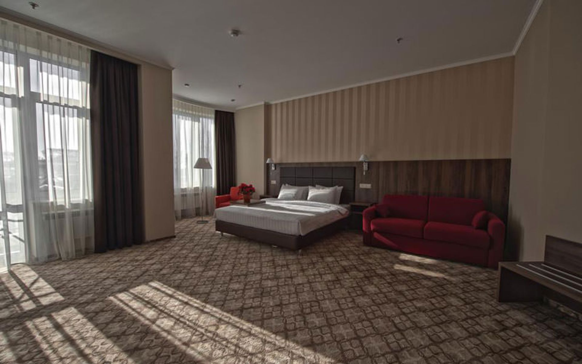 هتل رامادا (Ramada Hotel)
