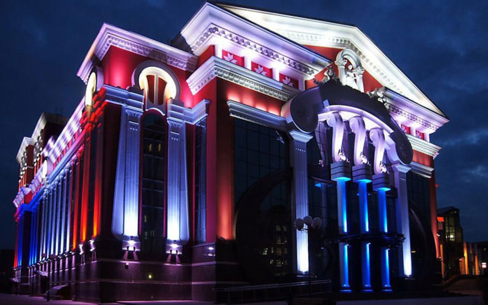 سالن تئاتر موزیکال یائوشف (Yaushev State Music Theater)