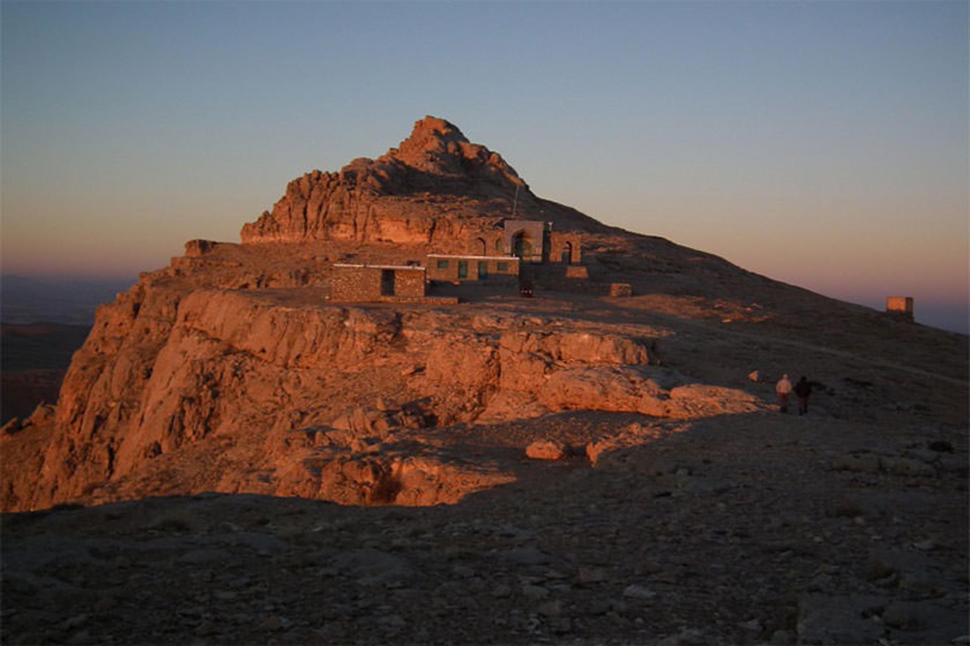 زیارتگاه حمزه عرب