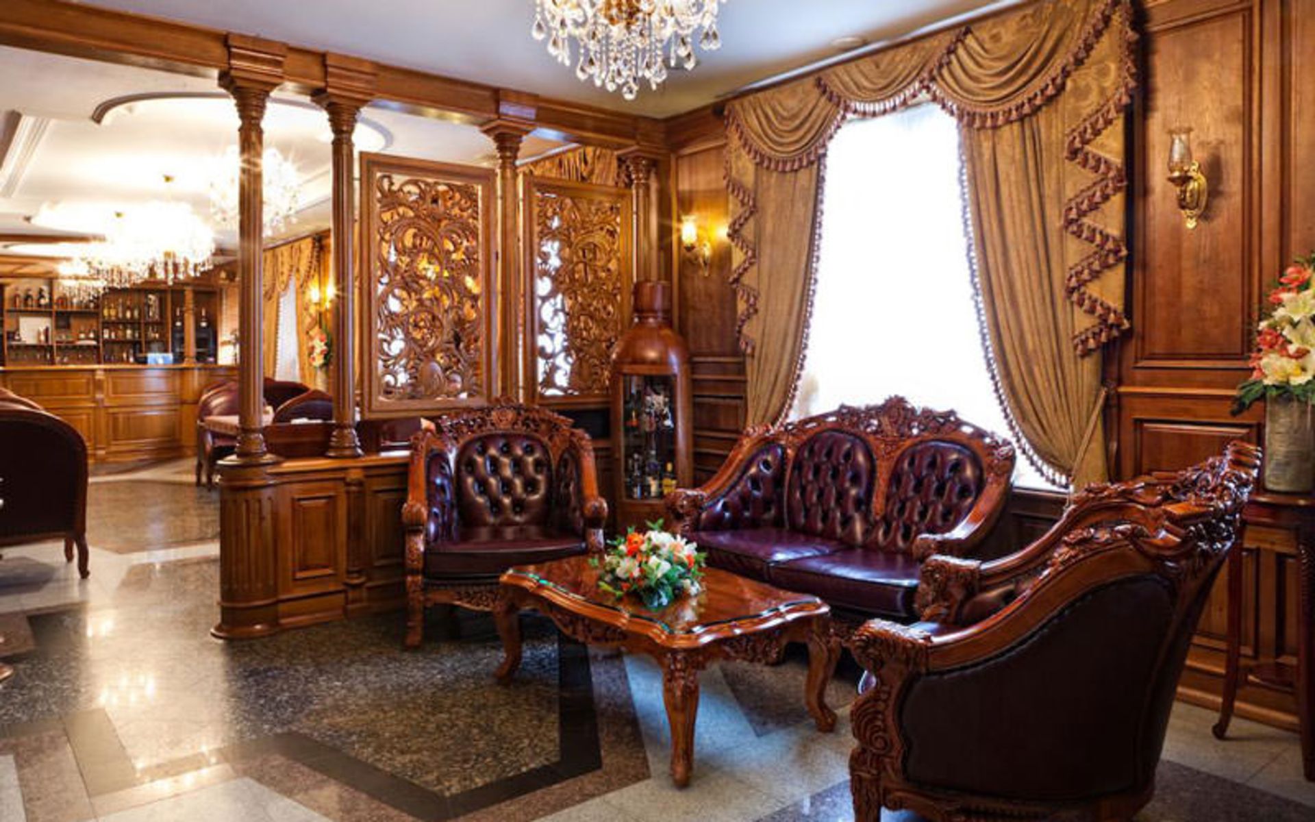 هتل ریچموند (Richmond Hotel)