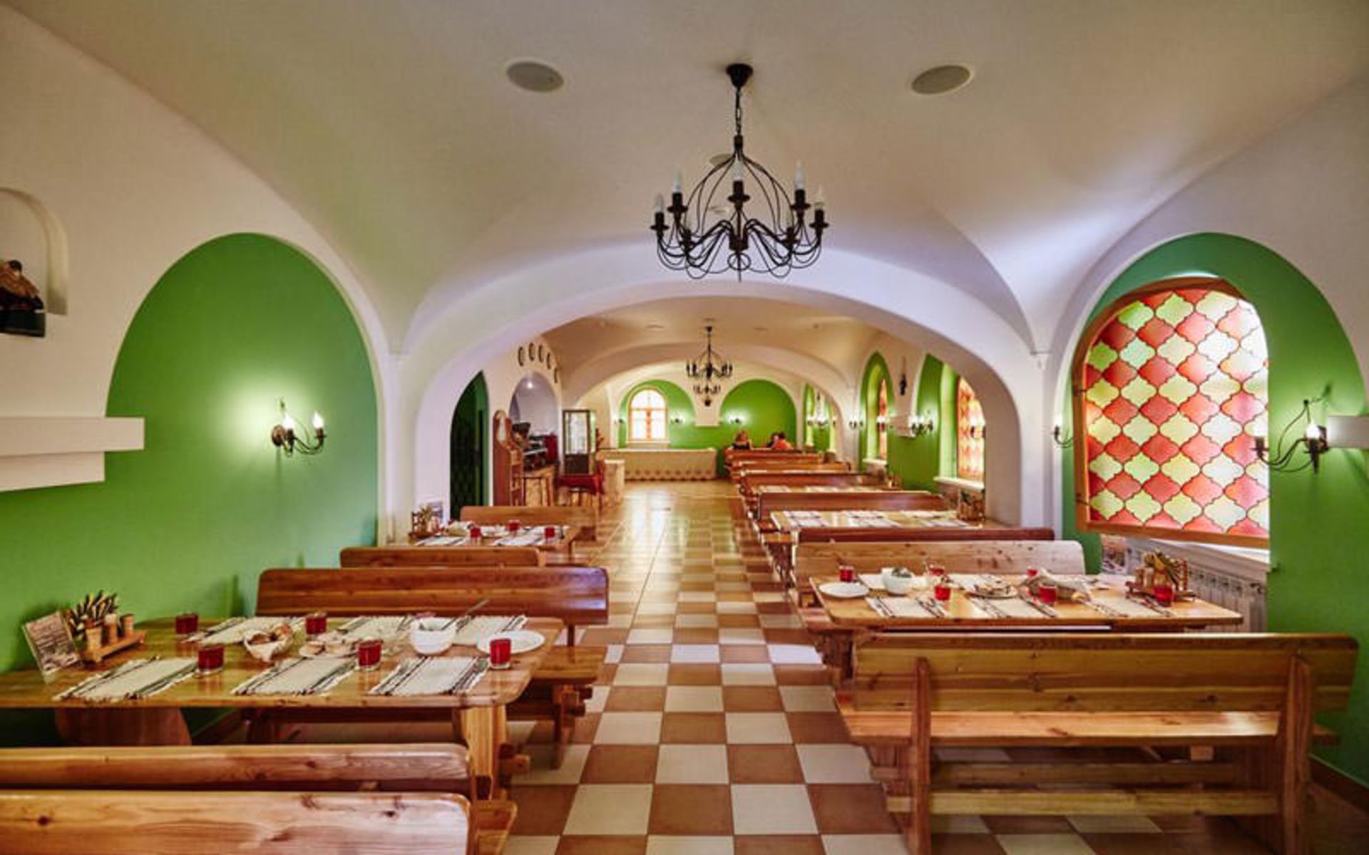 هتل دیویفسکایا اسلوبودا (Diveevskaya Sloboda)