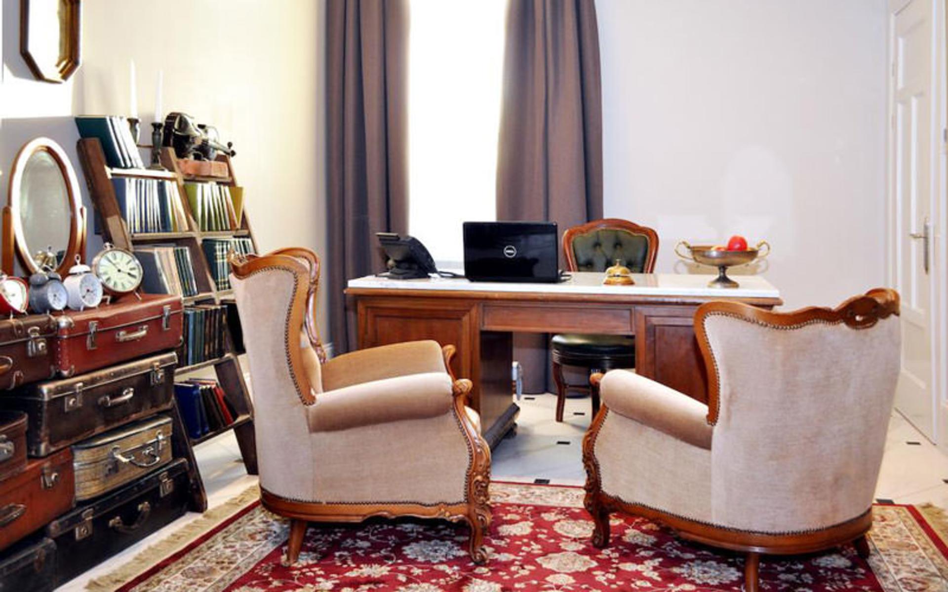 هتل تچایکوسکی (Hotel Tchaikovsky)