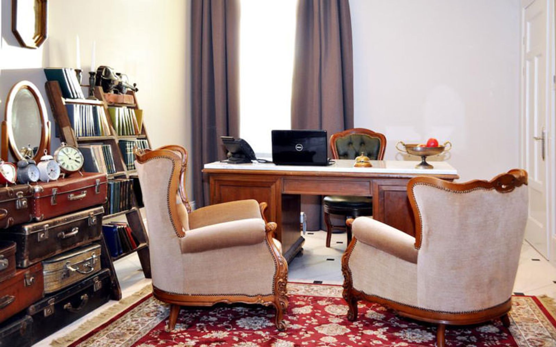 هتل تچایکوسکی (Hotel Tchaikovsky)