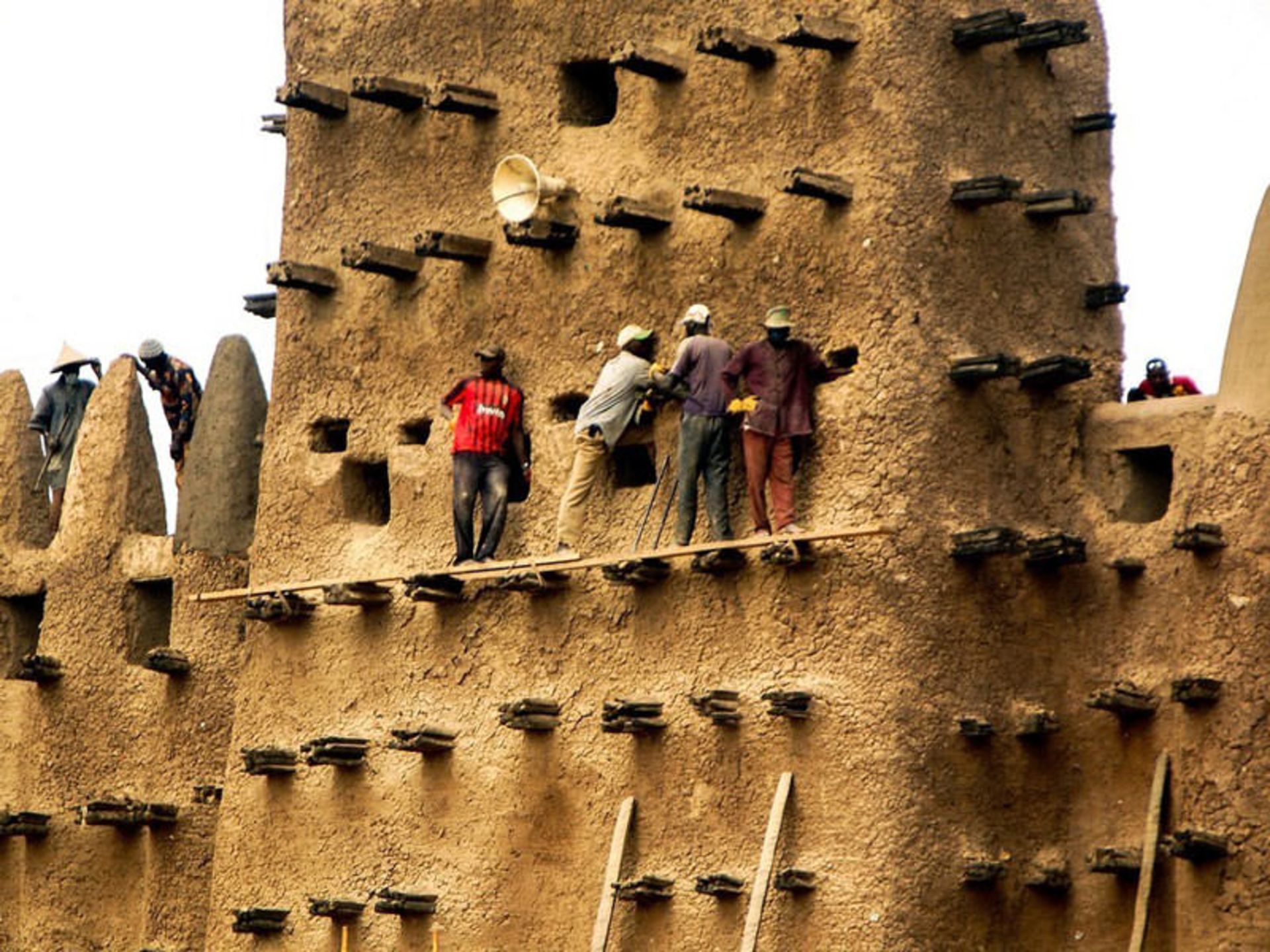 مسجد خشتی