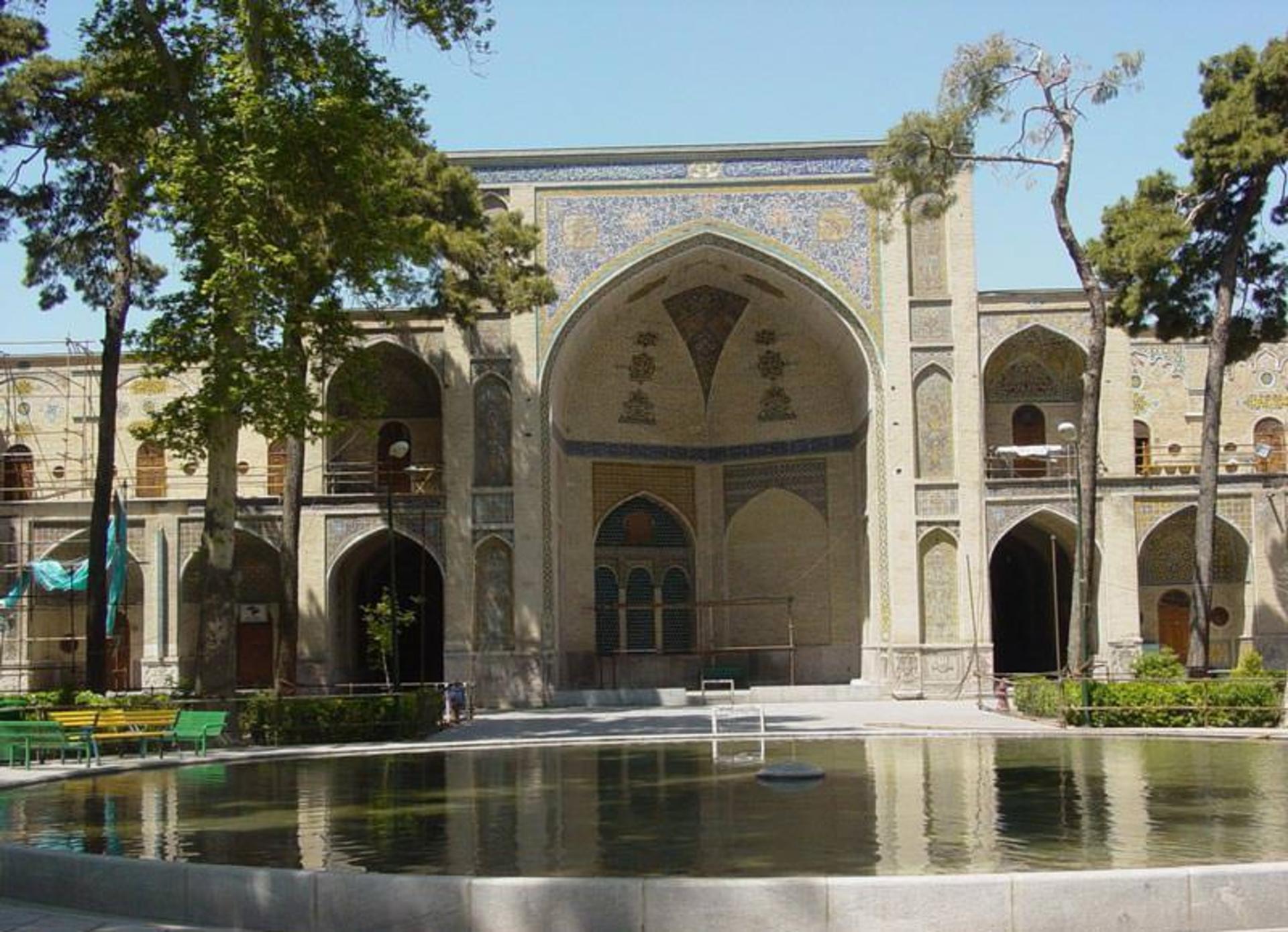 ایوان های مسجد سپهسالار