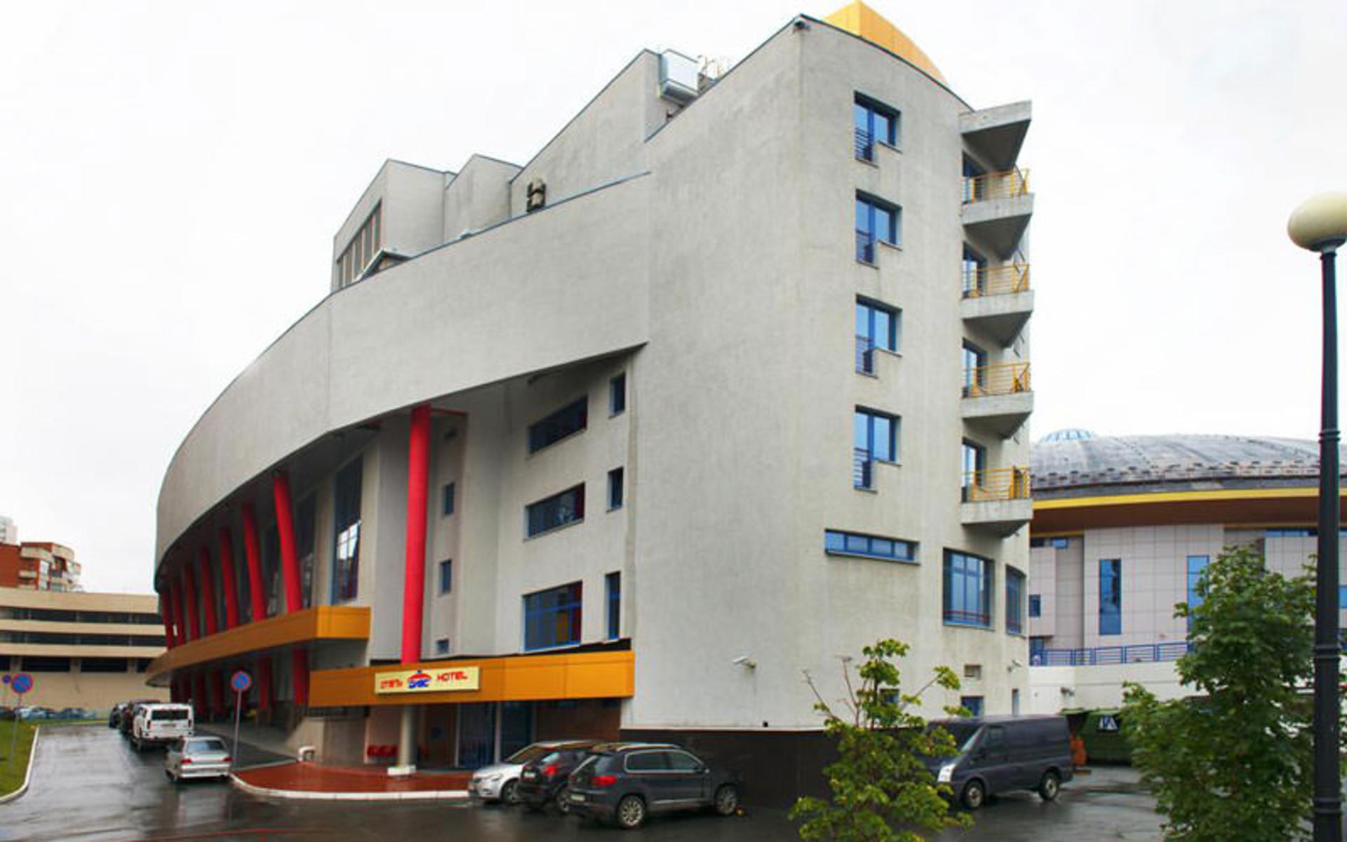 هتل دیوز (Divs Hotel)