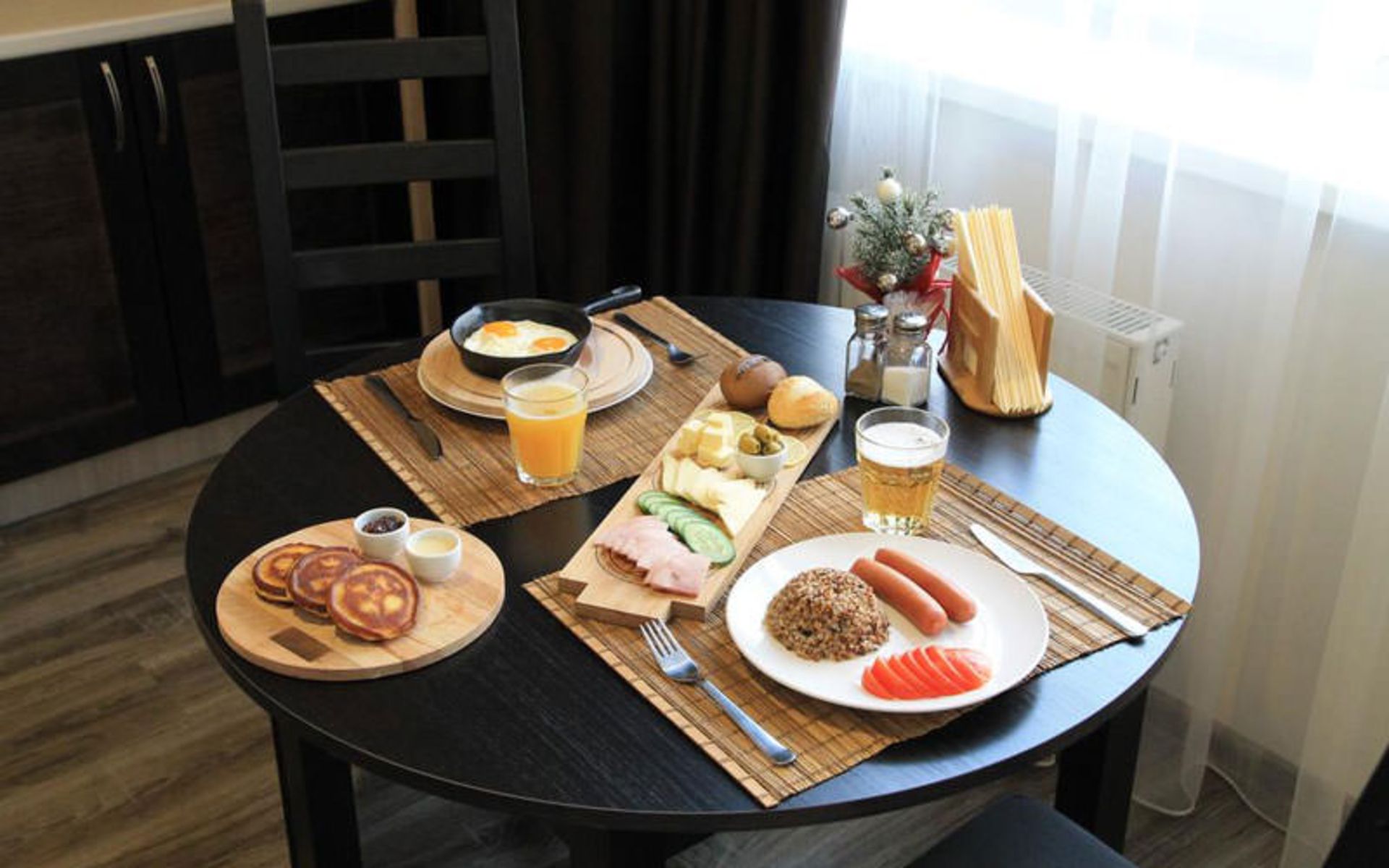 هتل آوانت گارد (Hotel Avant-Garde)