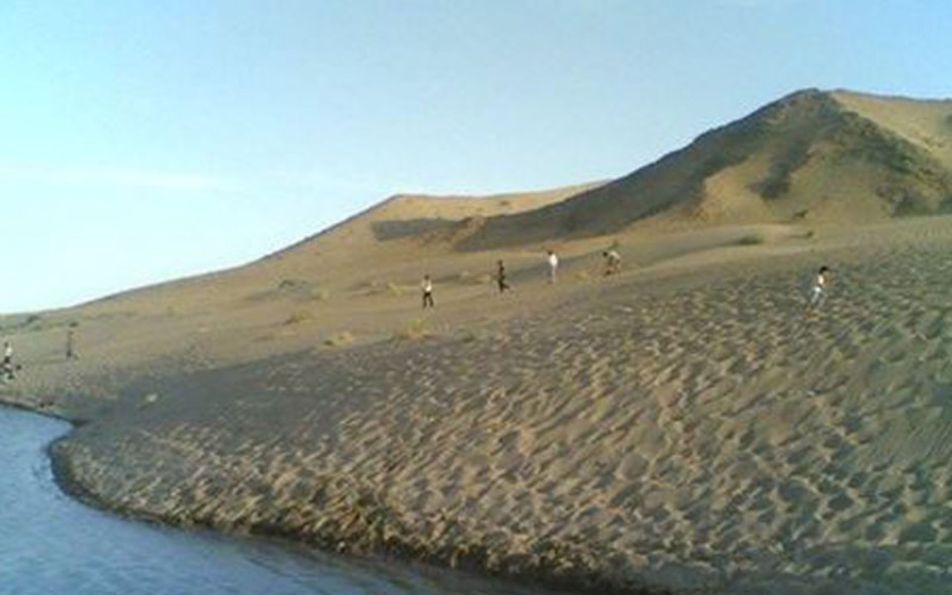 چشمه پیروزه