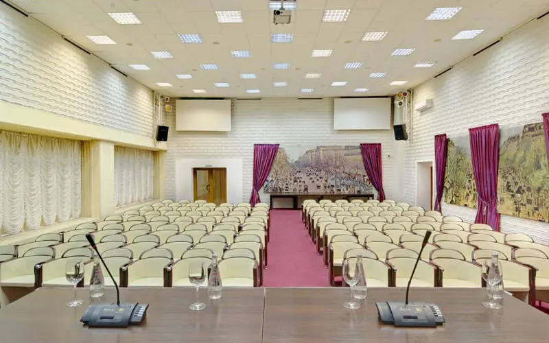 هتل توریست (Tourist Hotel)