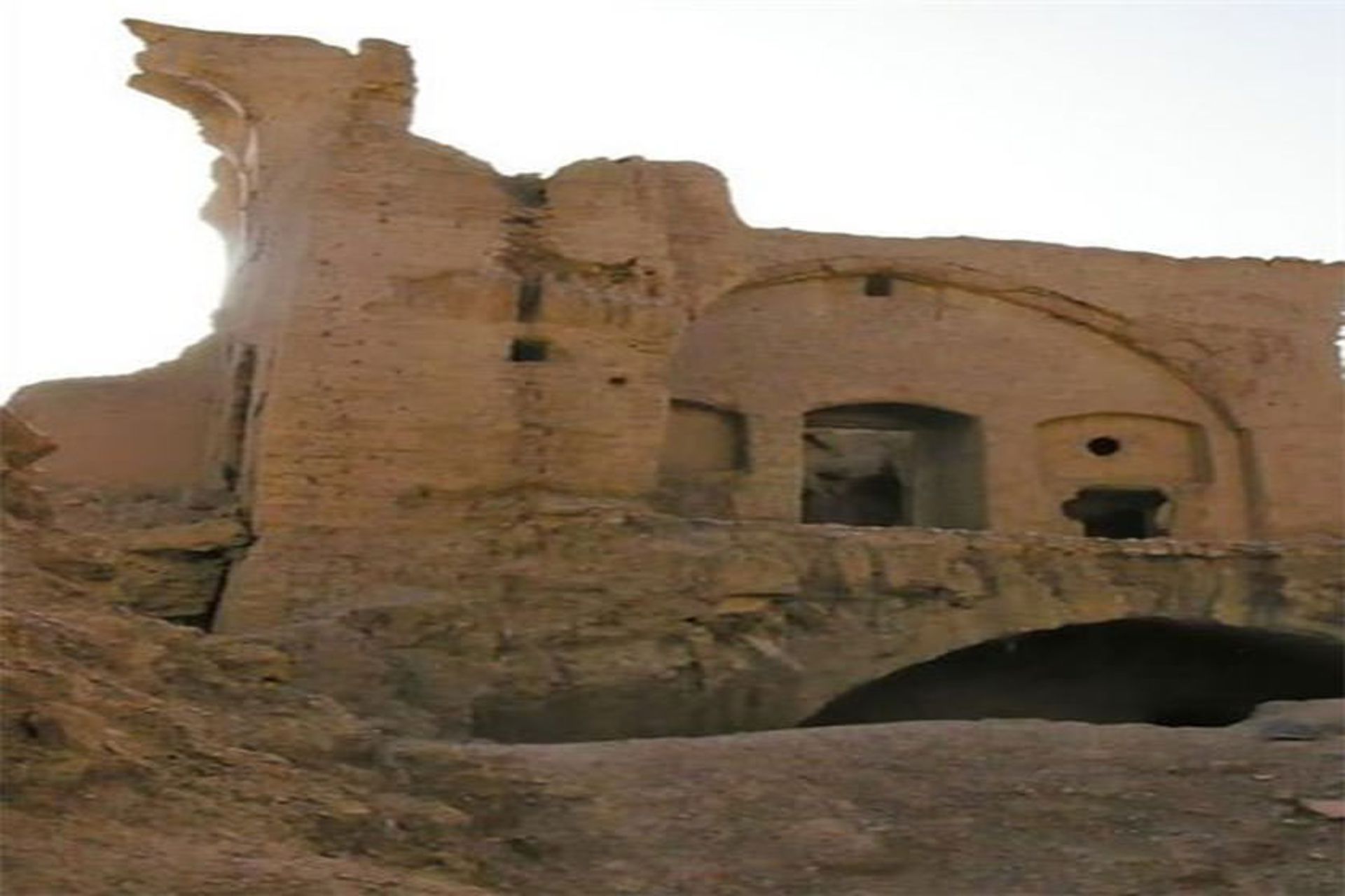 ارگ مورچه خورت