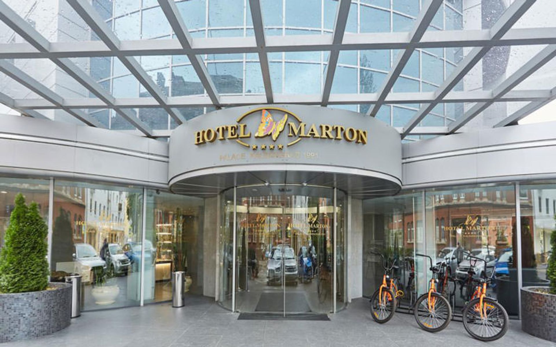هتل مارتون پلس (Hotel Marton Palace)