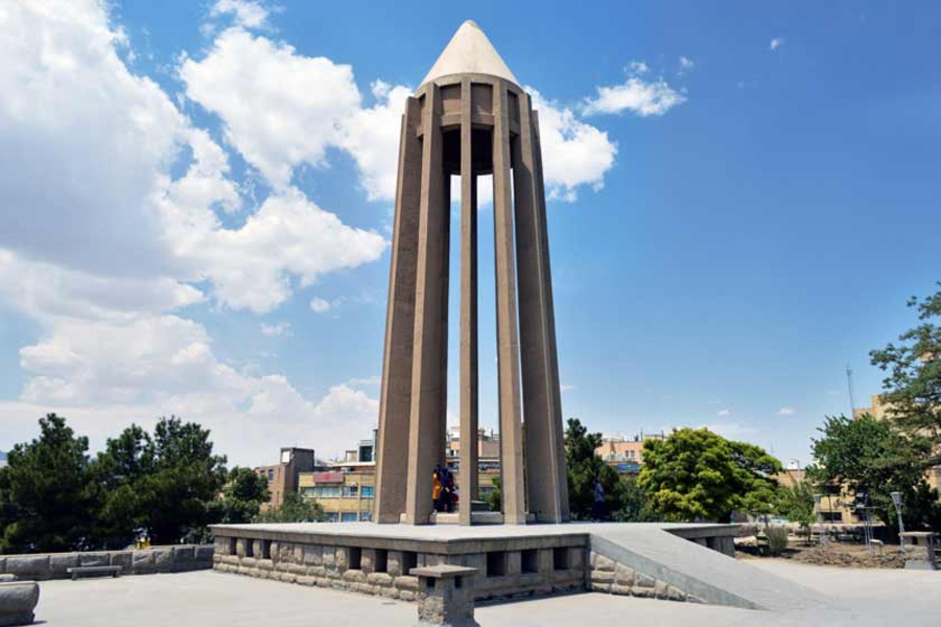 همدان