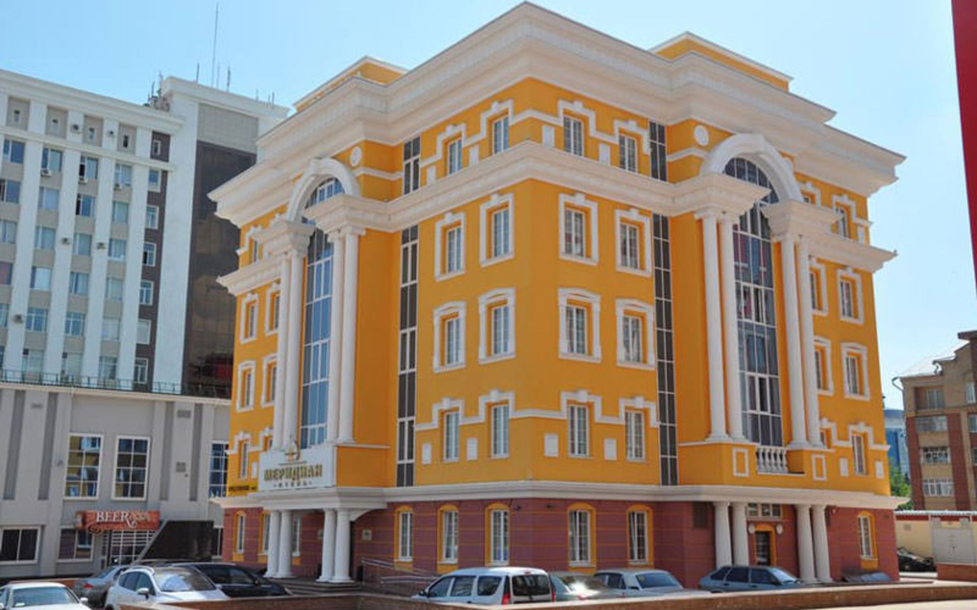 هتل مریدیان (Meridian)