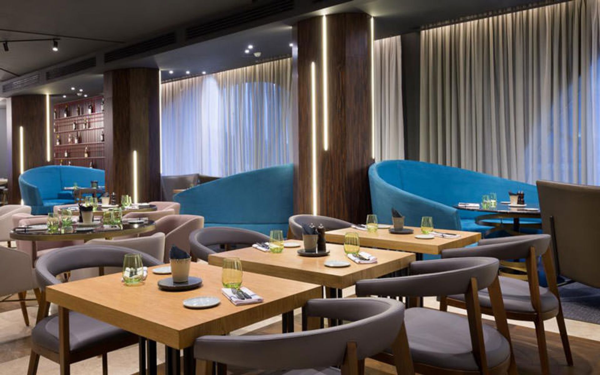 هتل رادیسون بلو (Radisson Blu Hotel, Rostov-on-Don)