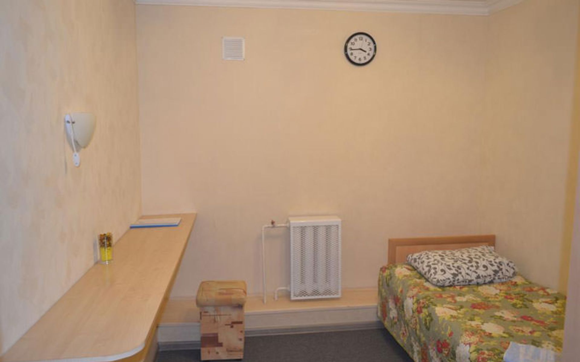 هتل راسوت (Hotel Rassvet)