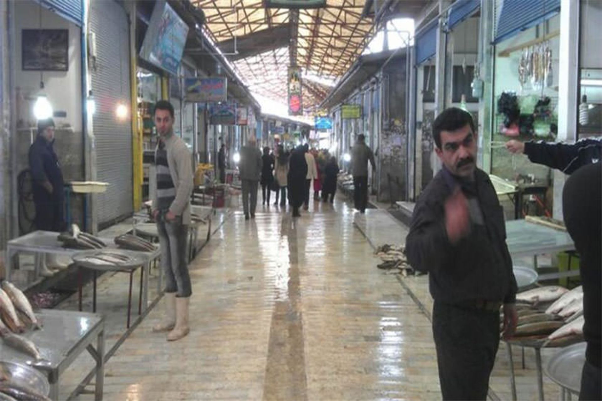 بازار ماهی‌فروشان