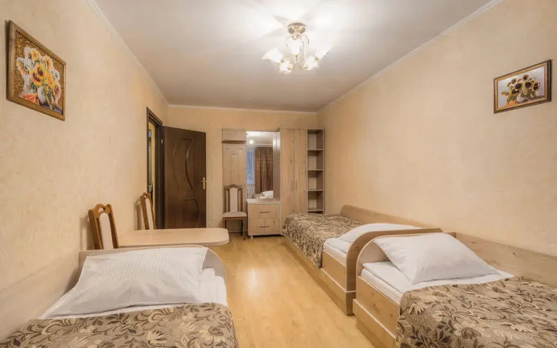 هتل مایاک (Hotel Mayak)