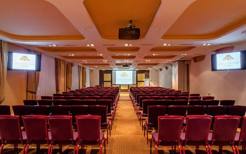 هتل موسکوسکایا گورکا (Moskovskaya gorka by USTA Hotels)