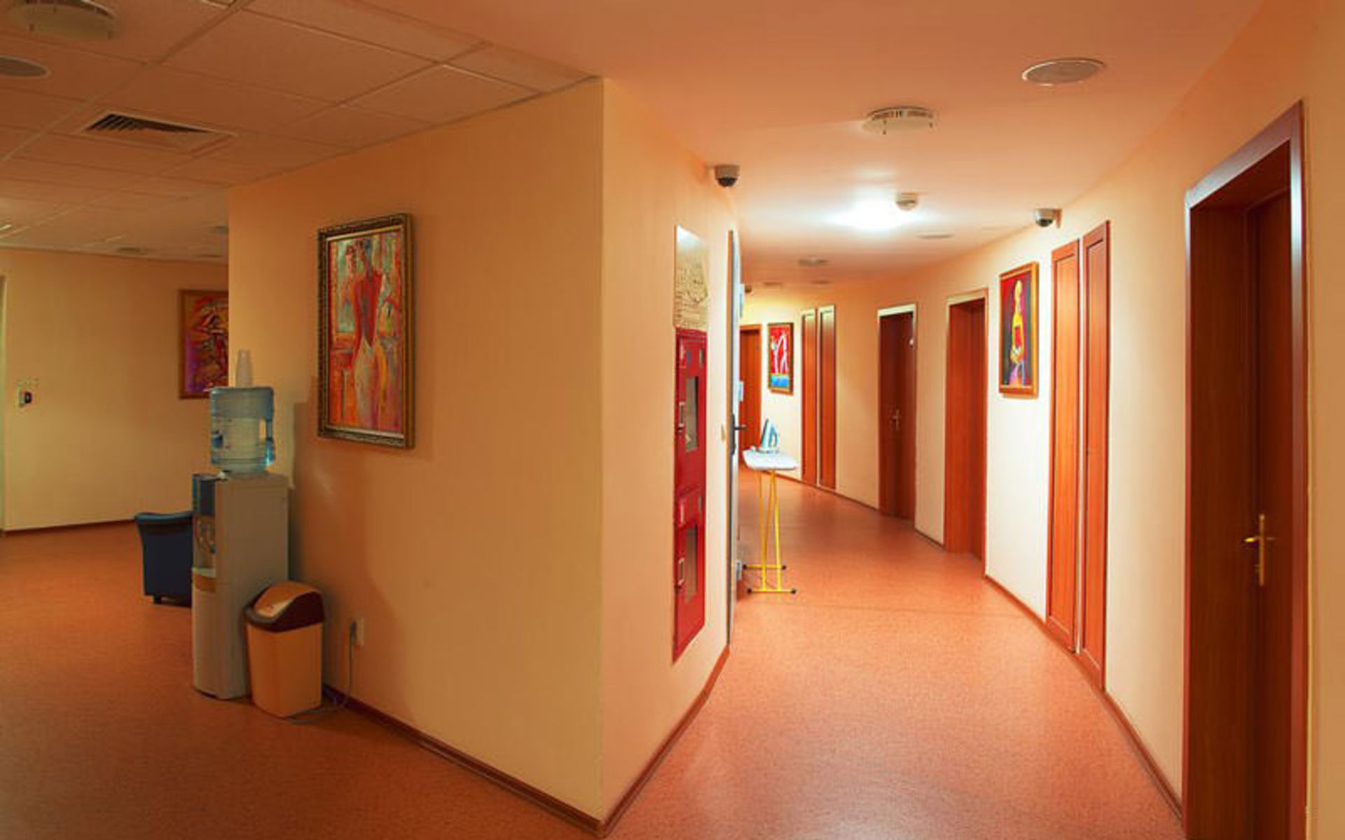 هتل دیوز (Divs Hotel)