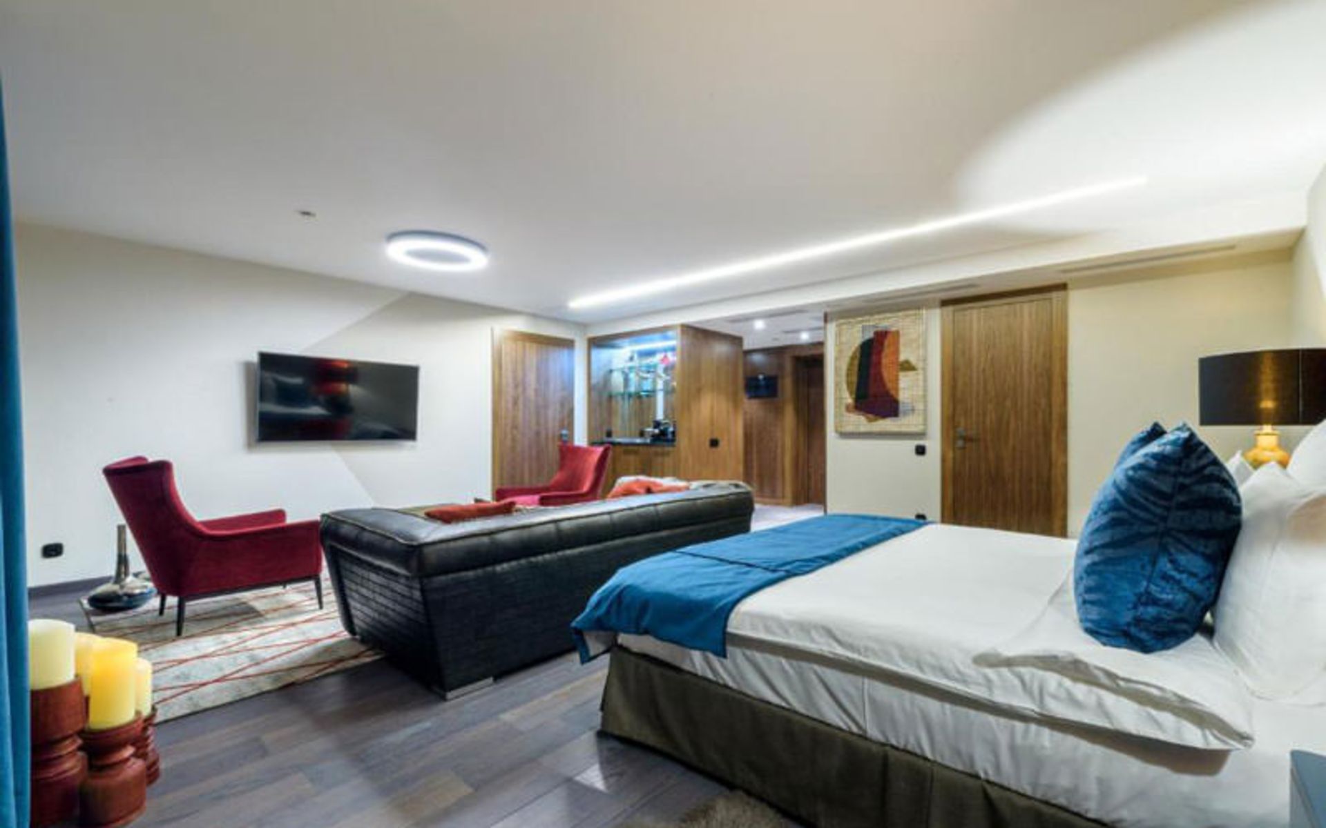 هتل لوچیانو (Luciano Hotel)