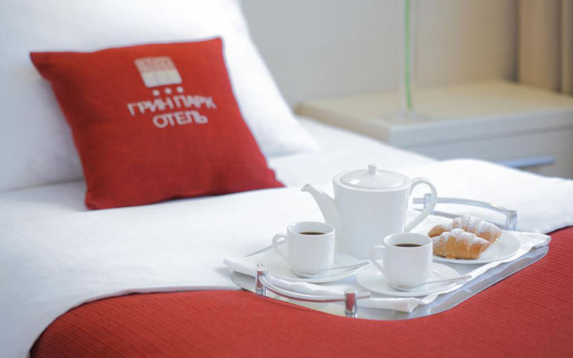 هتل گرین پارک (Green Park Hotel)