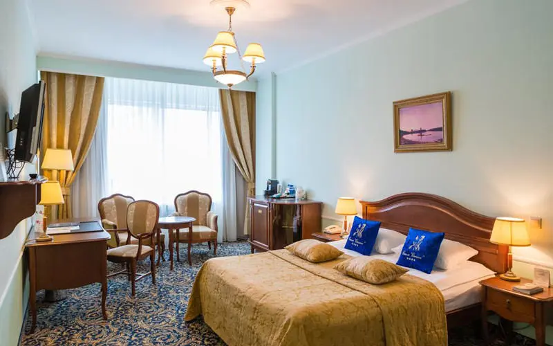 هتل اونگین (Onegin Hotel)