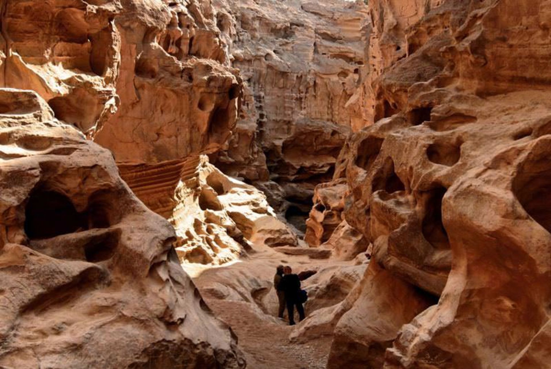 تنگه چاهکوه