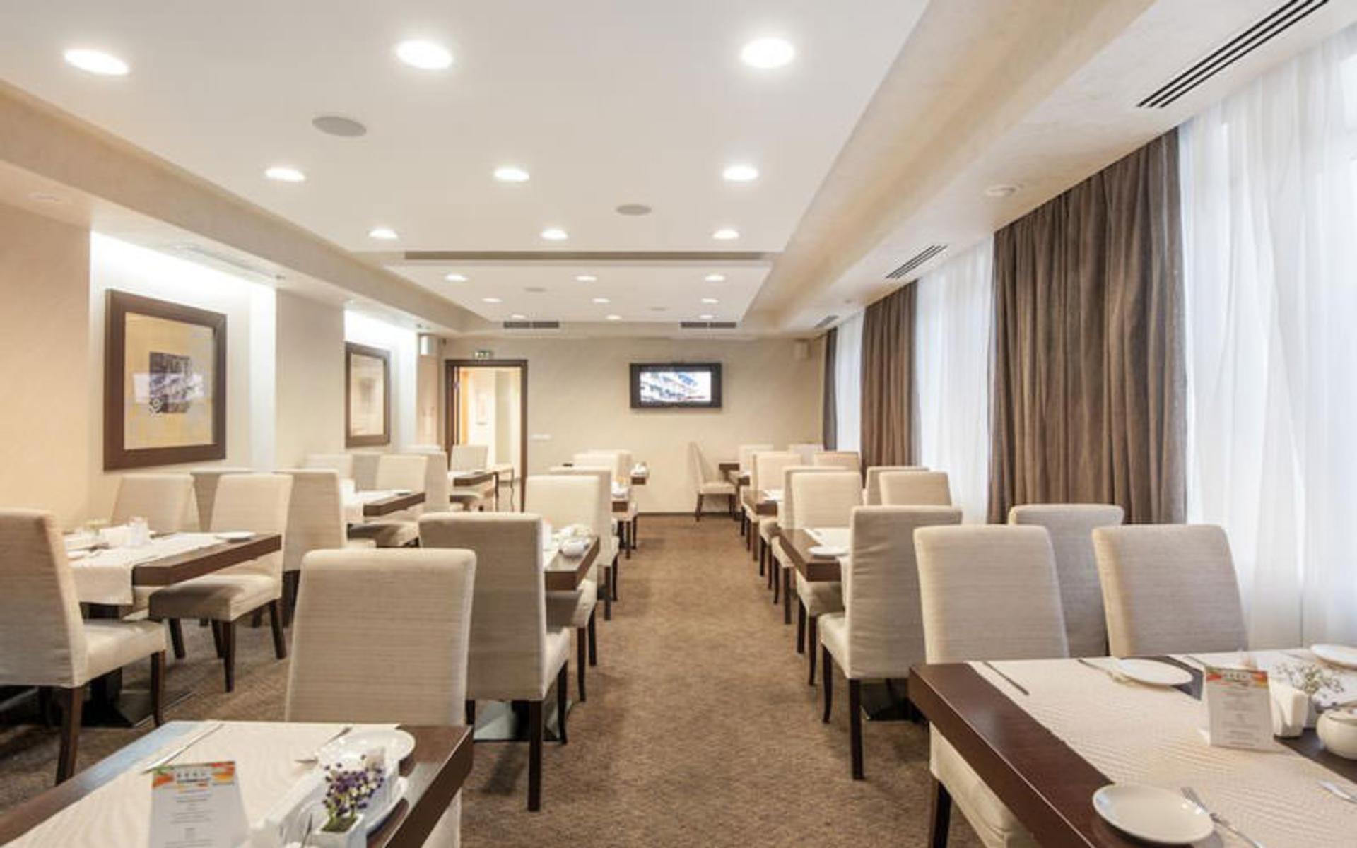 هتل گرند اونیو (Grand Avenue by USTA Hotels)