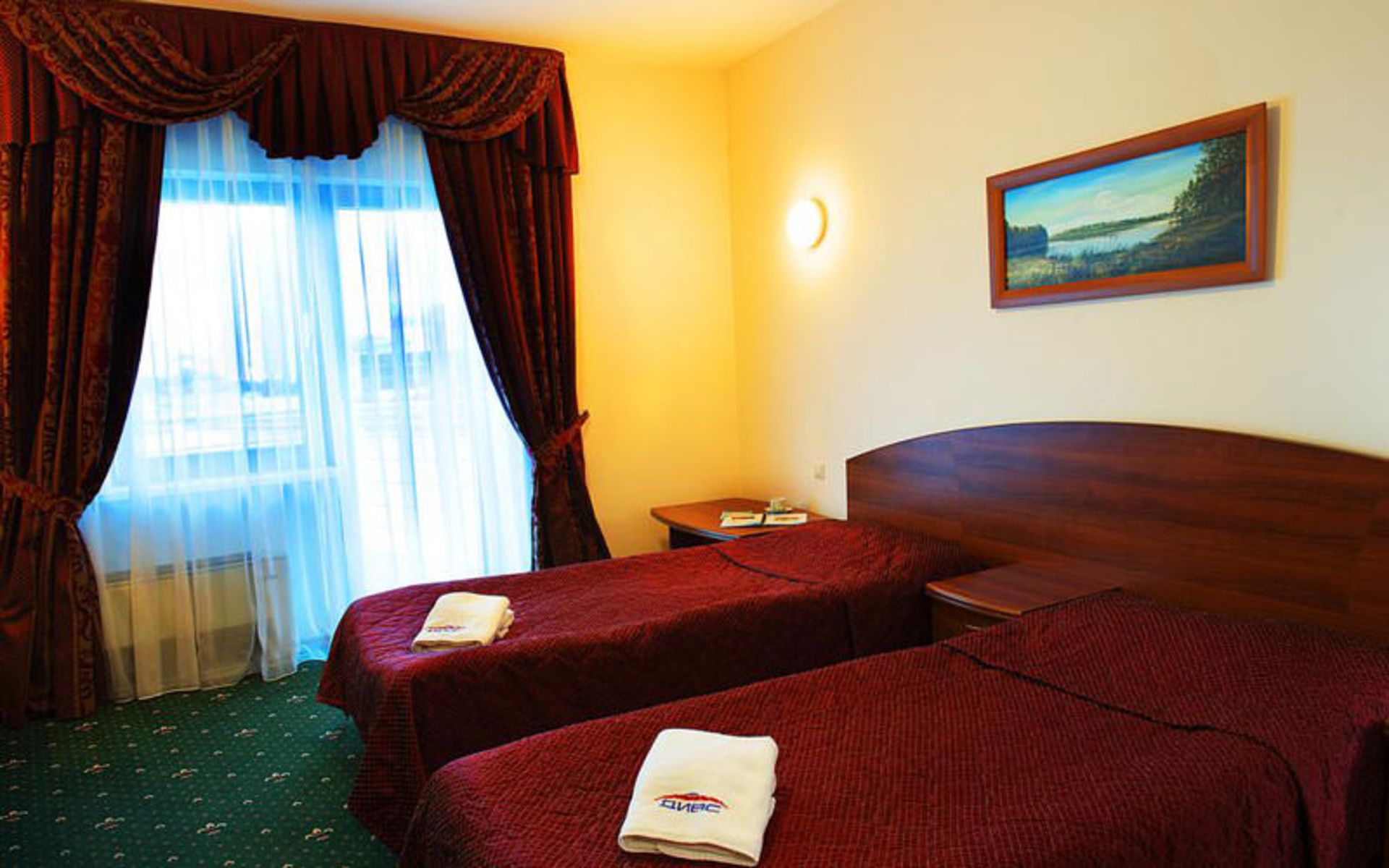 هتل دیوز (Divs Hotel)