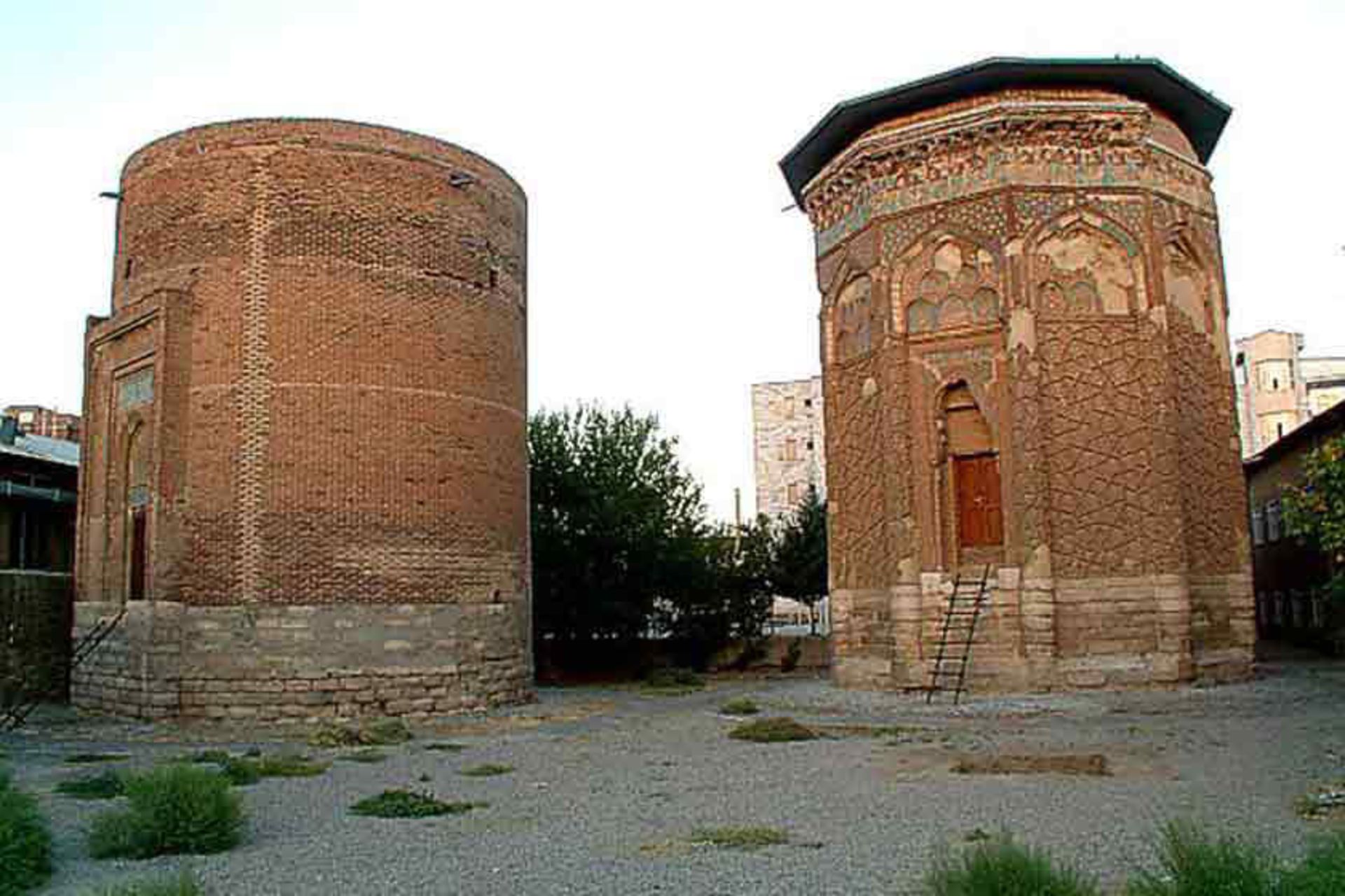 گنبد کبود