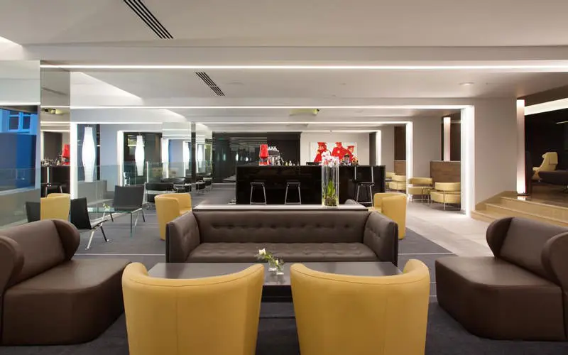 هتل دابل تری بای هیلتون (DoubleTree by Hilton Ekaterinburg City Centre)