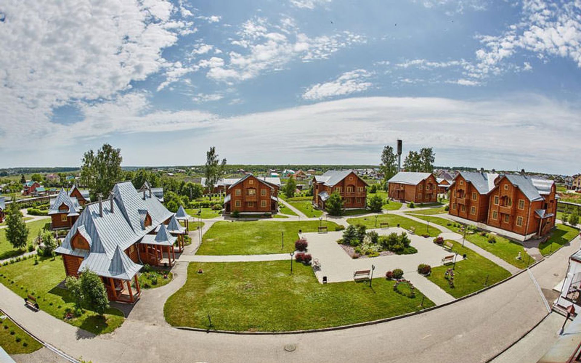 هتل دیویفسکایا اسلوبودا (Diveevskaya Sloboda)