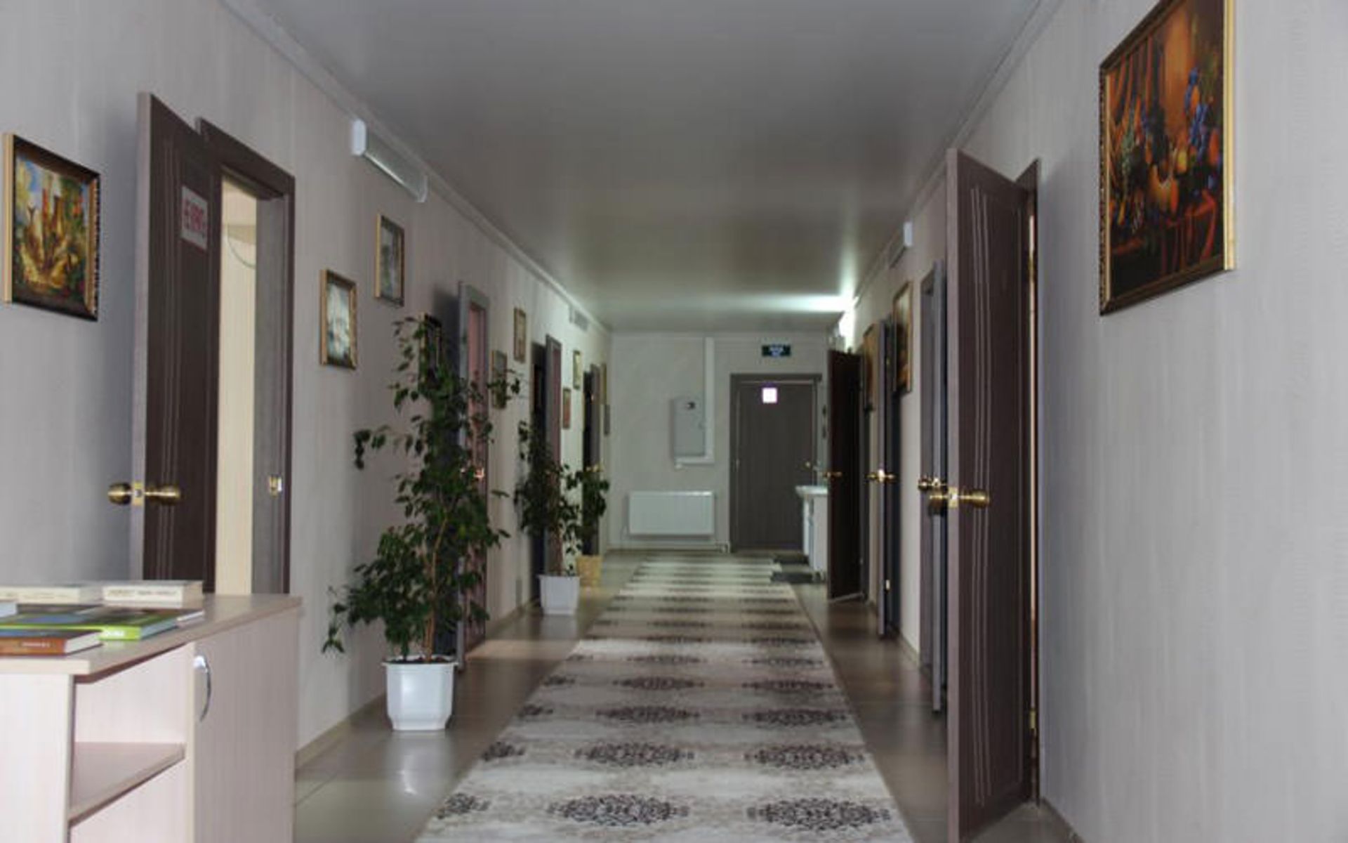 هتل ویکتوریا (Hotel Viktoriya)