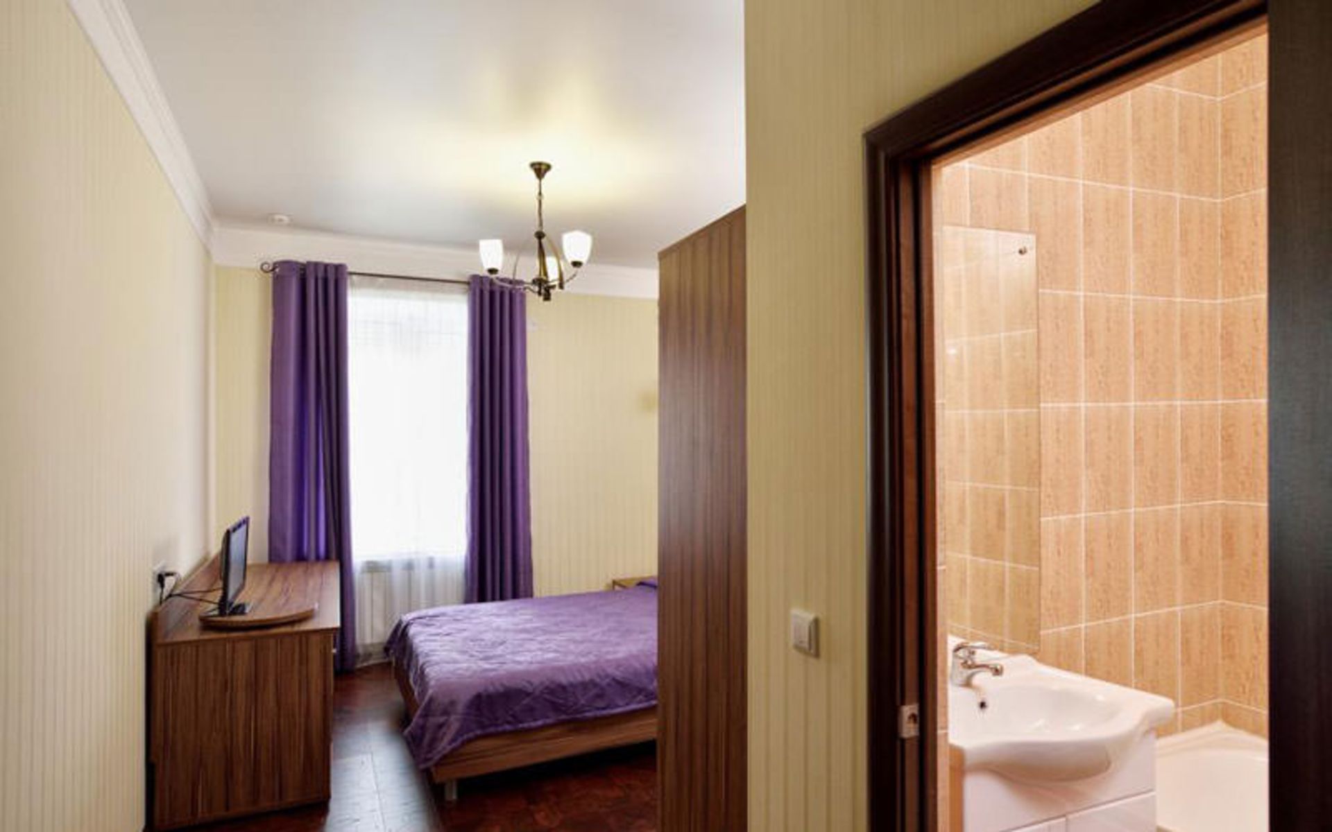 هتل گست هوس گروزین‌ سکایا (Guest House on Gruzinskaya)