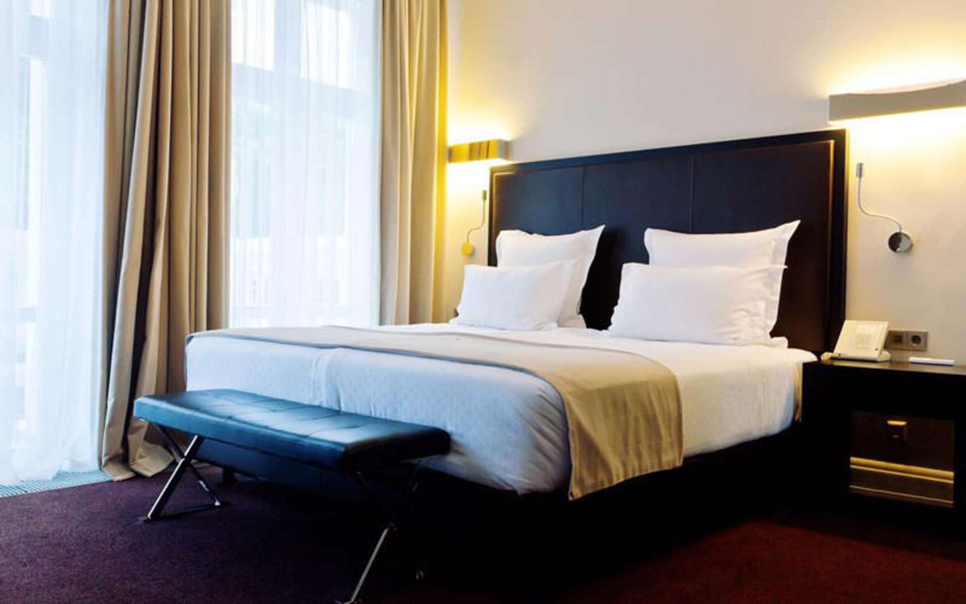 هتل اسچلوس یانتارنی (Schloss Hotel Yantarny)