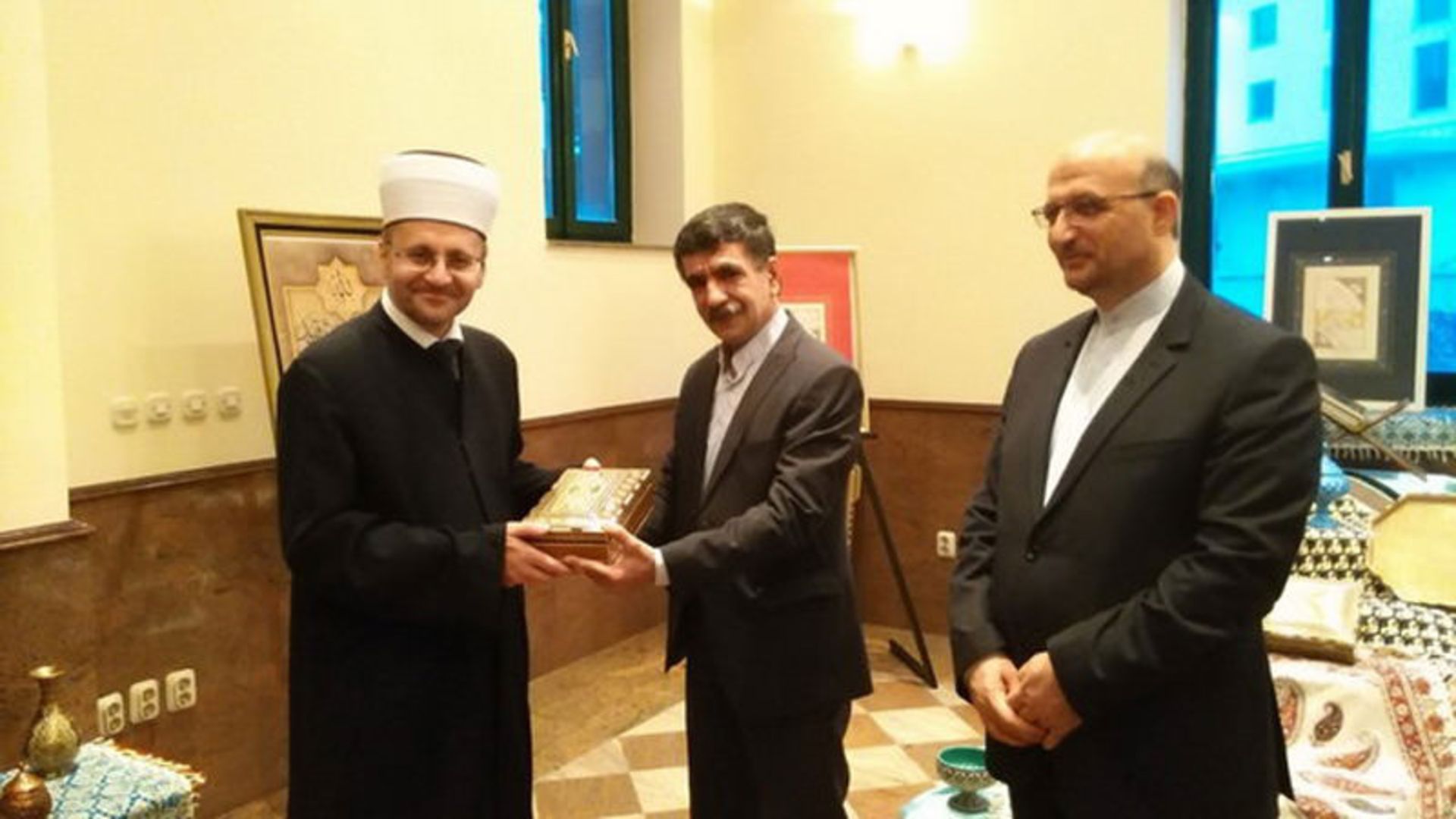 نمایشگاه فرهنگی ایران