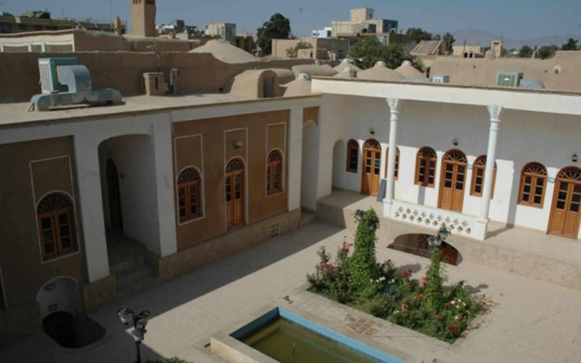 خانه لطفی