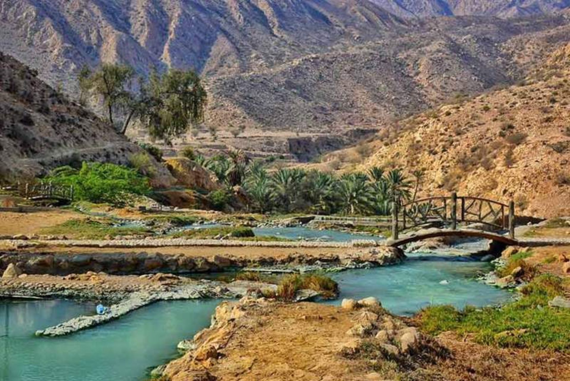 چشمه آبگرم گنو
