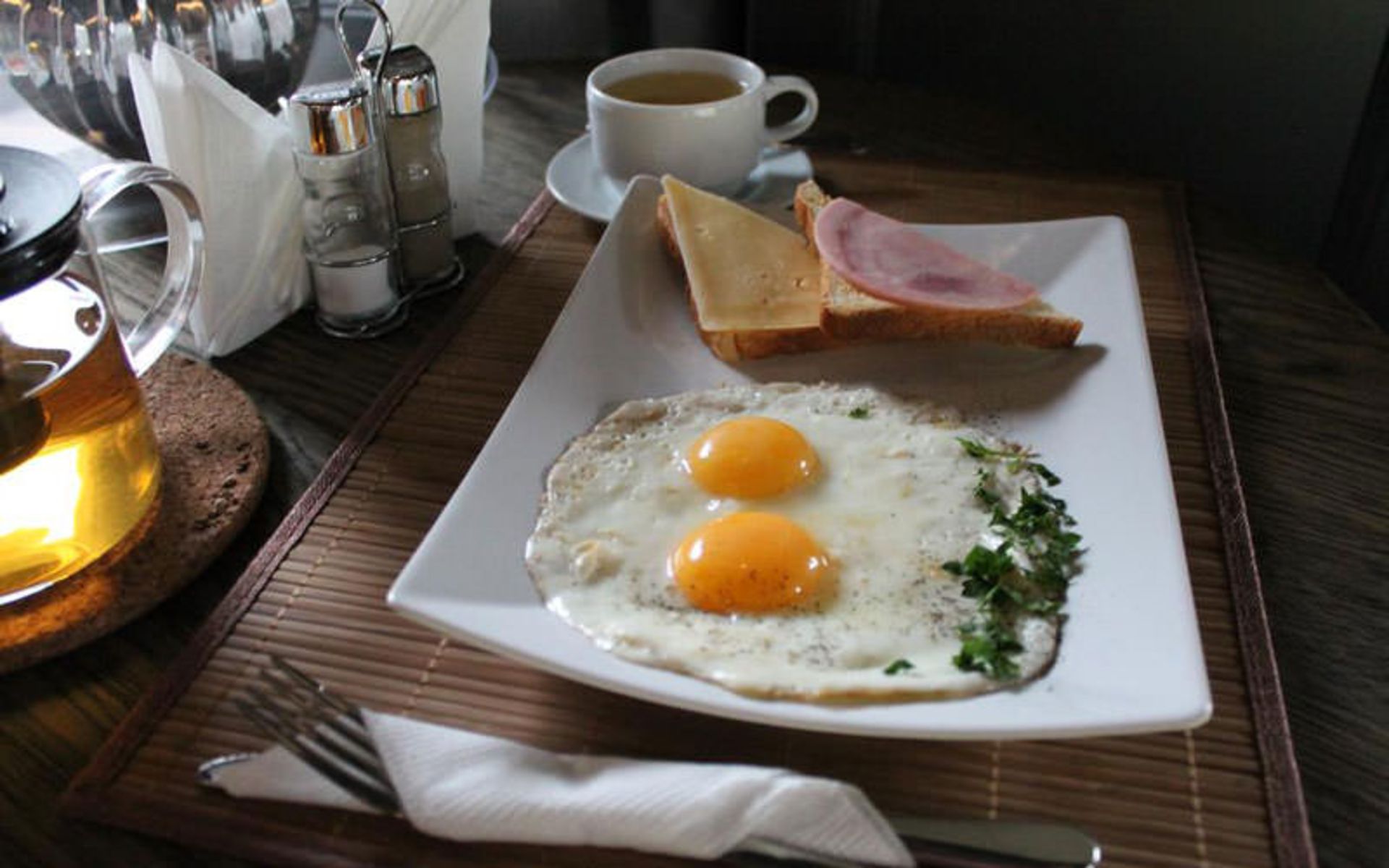 هتل پار هوس (Hotel Par-House)