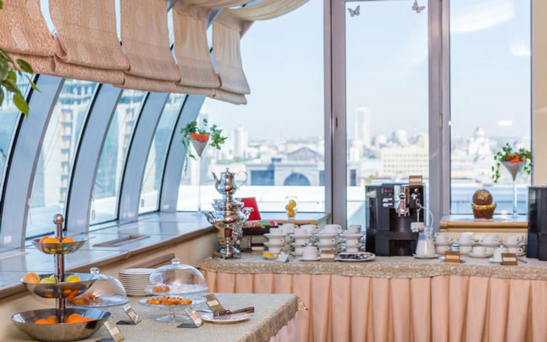 هتل اونگین (Onegin Hotel)