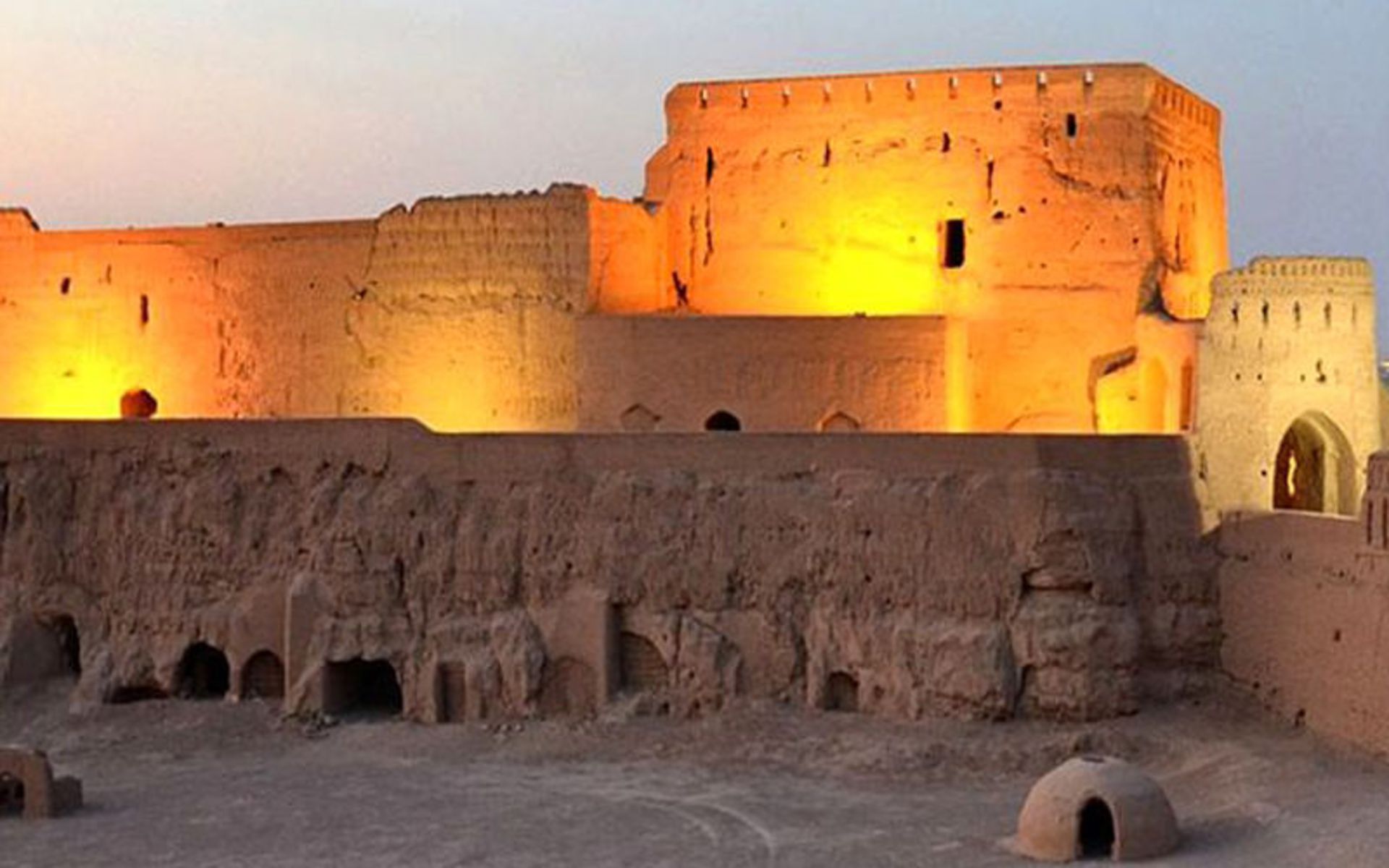 نارین قلعه