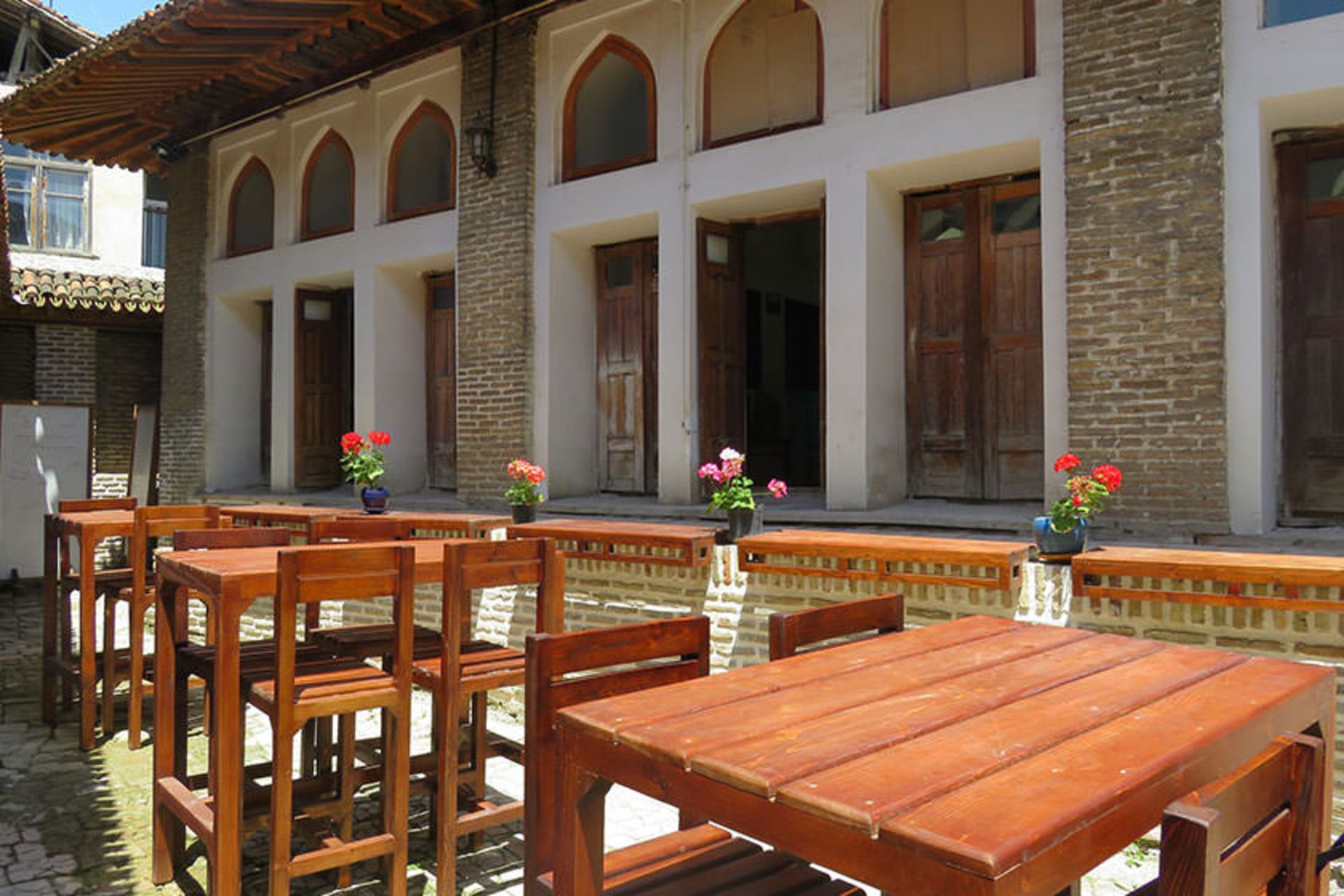 خانه باقری ها