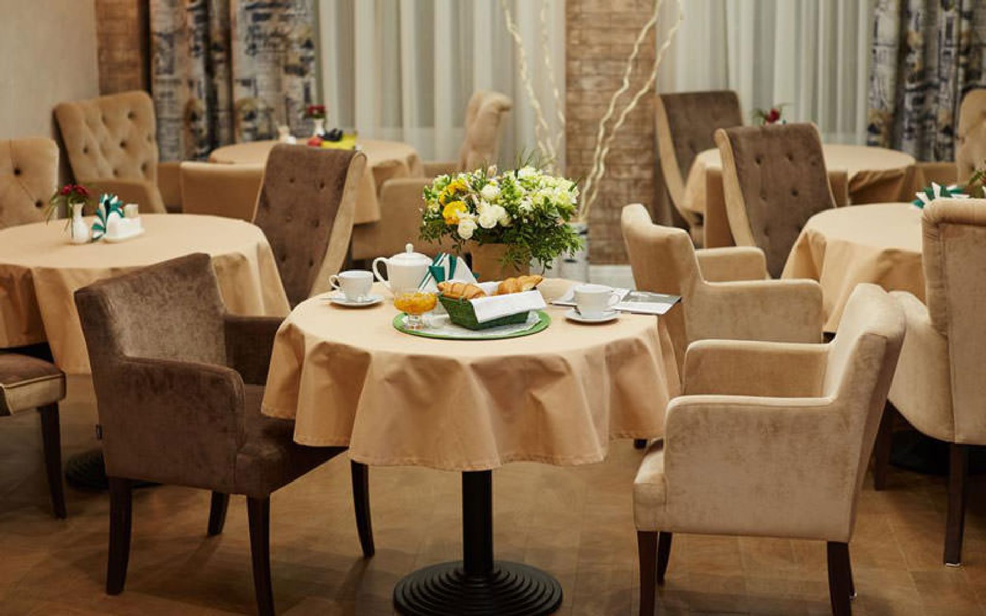 هتل بریچ یارد (Birch Yard Hotel)