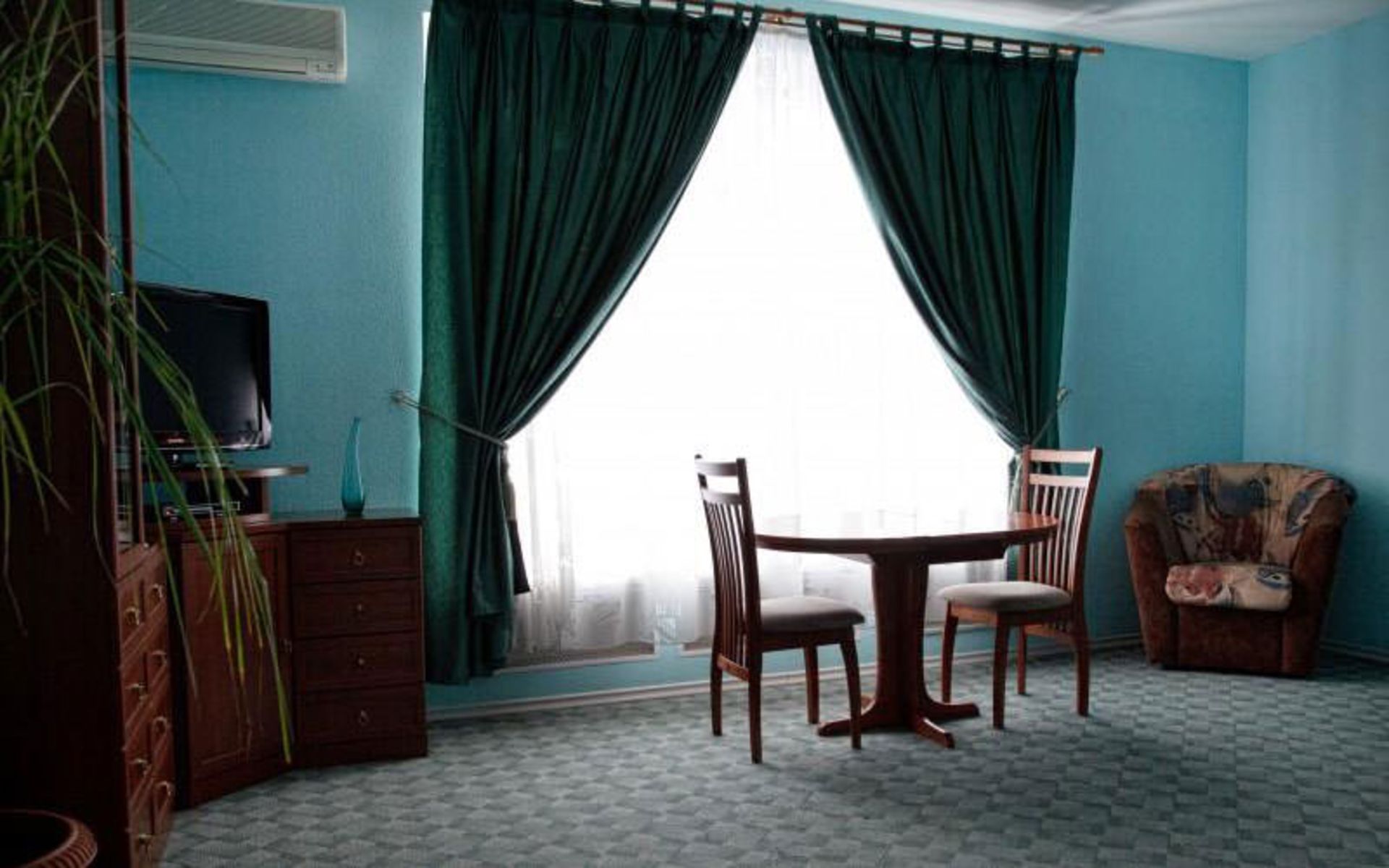 هتل میرتا (Mirta Hotel)